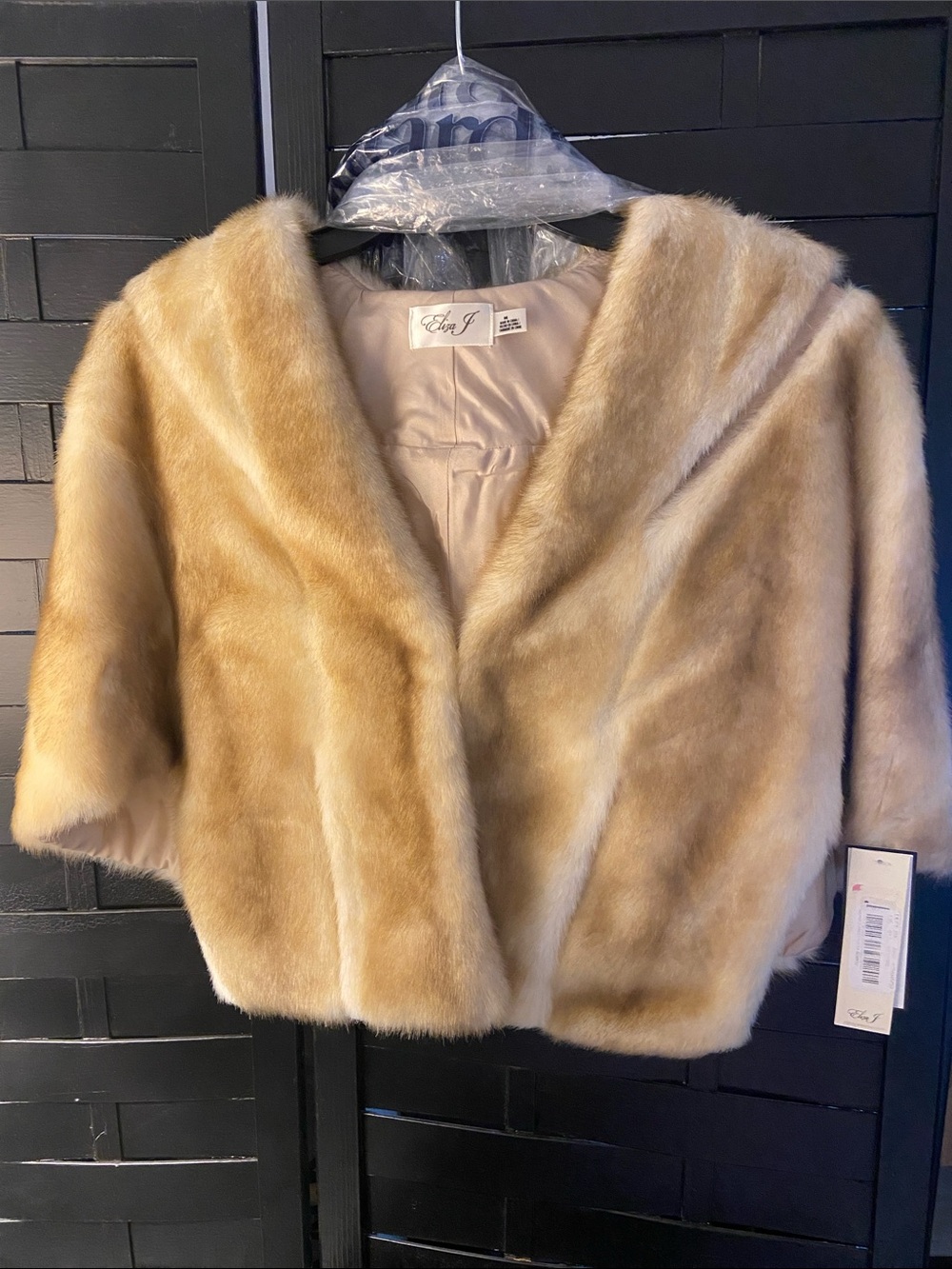 Eliza J Faux Fur Capelet